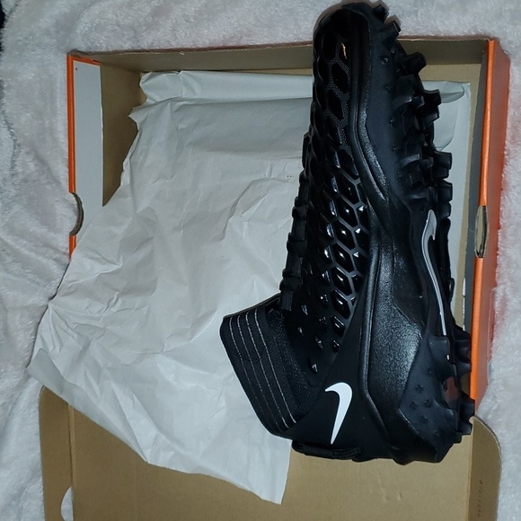 NIKE Men\'s Force Savage Pro 2 Shark P Size 16 Football Cleats main image 6